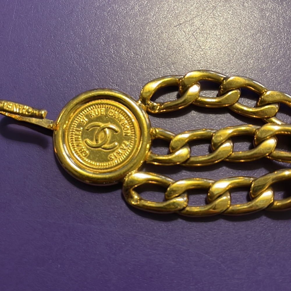 Pristine Chanel belt - Picture 5 of 7